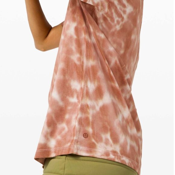 Lululemon All Yours Tee in Marmoleado Tie Dye Ancient Copper size 8 - Picture 3 of 7